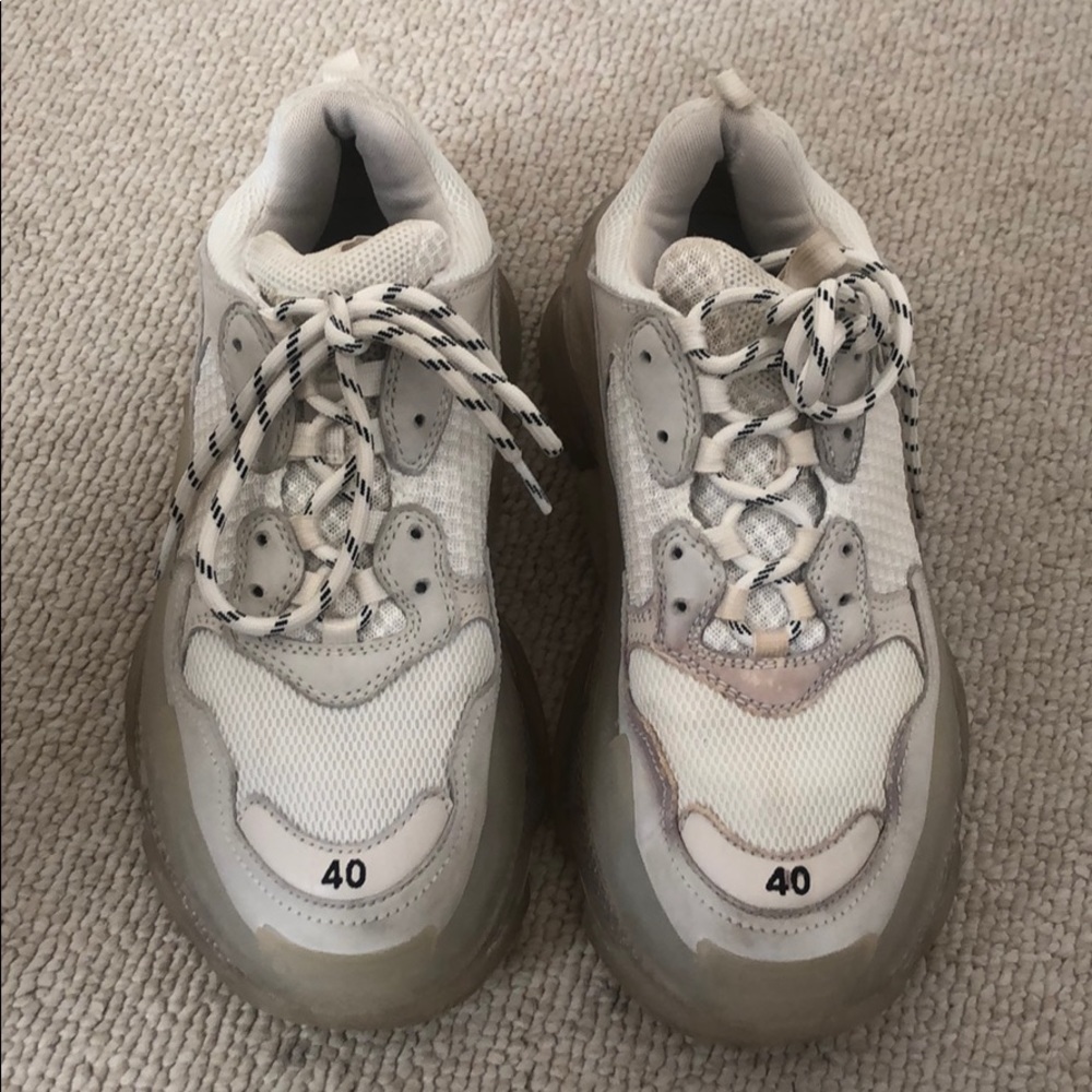Excellent Condition Balenciaga Triple S Sneakers